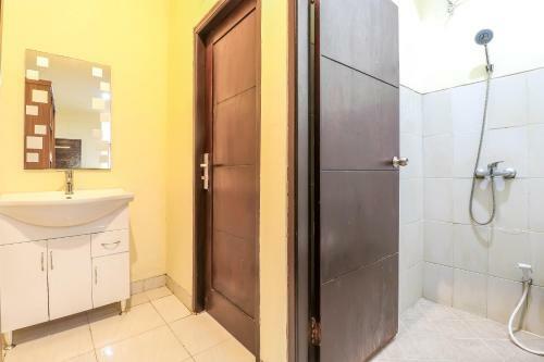 Hotel Oyo 2178 Merthan House