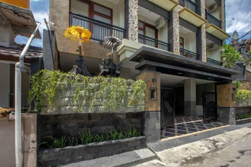 Hostal Reddoorz @ Padangsambian Denpasar