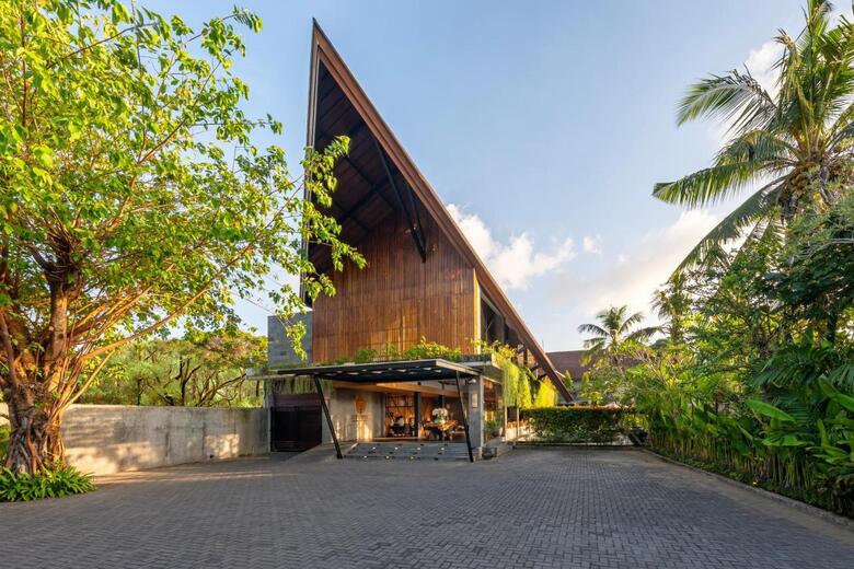 Hotel Kayumas Seminyak Resort