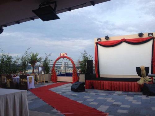 Biz Hotel Batam