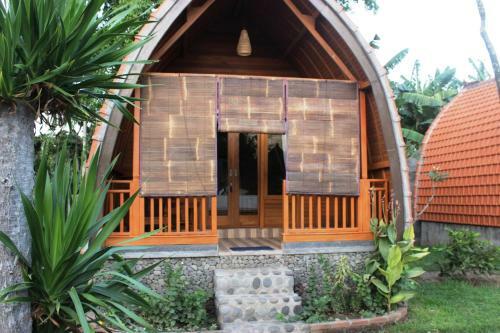 Kubu Padi Wooden House