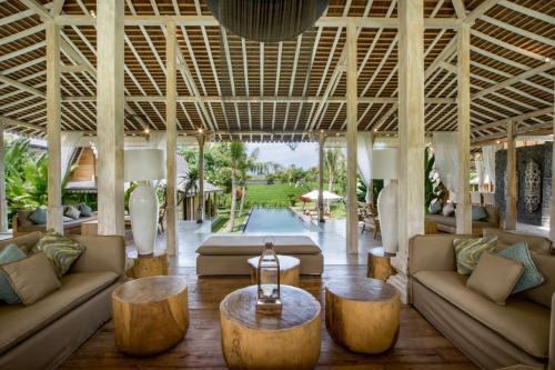 5 Star Villa For Rent In Bali, Bali Villa 2008