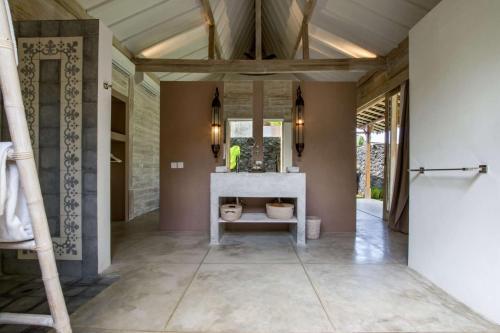 5 Star Villa For Rent In Bali, Bali Villa 2008