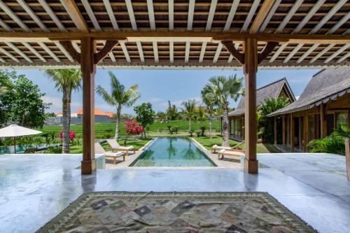 5 Star Villa For Rent In Bali, Bali Villa 2008