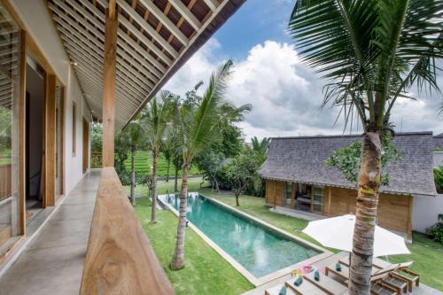 Luxury 5 Bedroom Villa With Private Pool, Bali Villa 2022