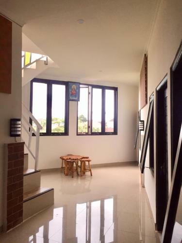Hostal Nikol Guest House