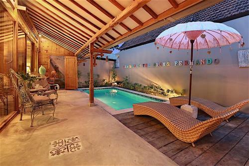 Villa Joglo Batu Belig