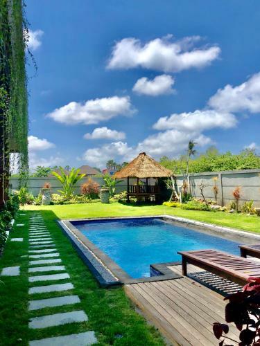 Hostal La Sari Village
