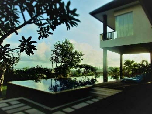 15 Bedrooms Sun Suite Villa Bali