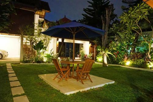 3 Bedroom Authentic Villa In Canggu