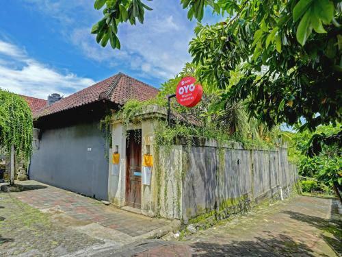 Hotel Oyo 90337 Wiguna Homestay