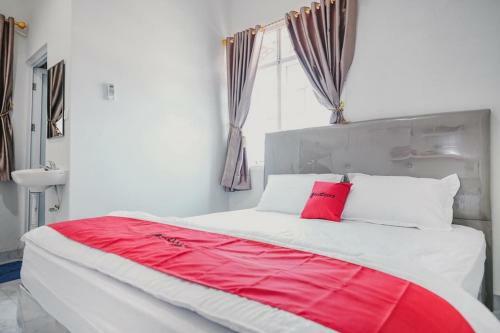 Hostal Reddoorz @ Jalan Narada Lampung
