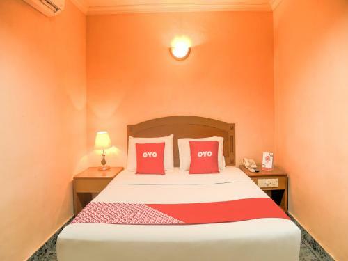 Oyo 90005 Sydney Hotel