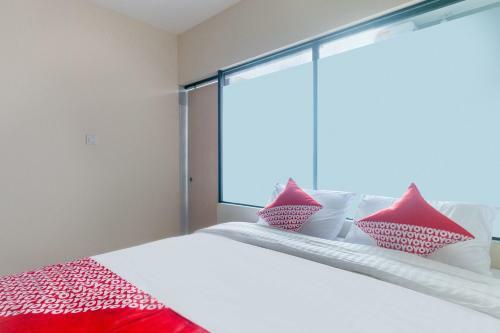 Hotel Oyo 3216 Ellegan Residence