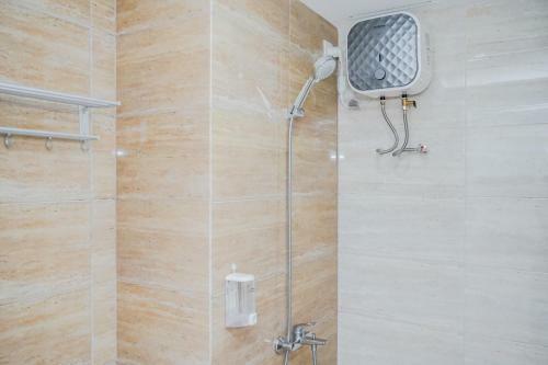 Best And Spacious Studio Room Bintaro Plaza Apartment By Travelio