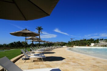 Hotel Monterey Okinawa Spa & Resort