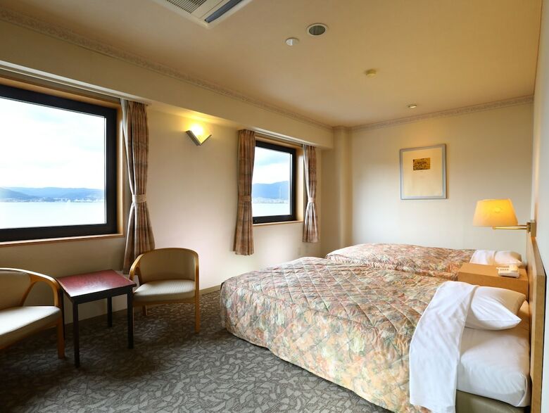 Rako Hananoi Hotel