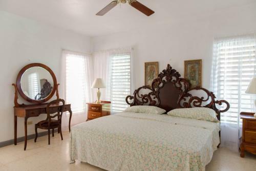 Hostal Villa Roma Guest House