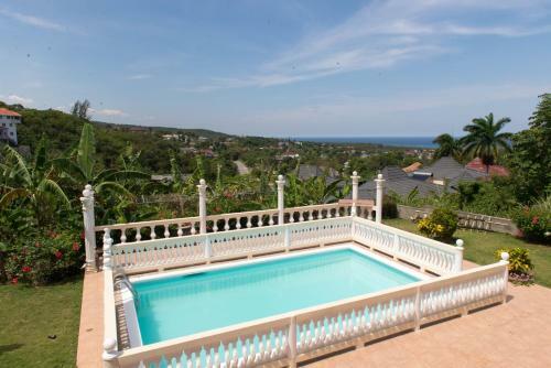 Hostal Villa Roma Guest House