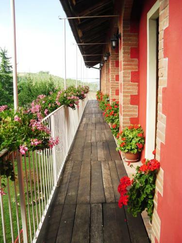 Bed & Breakfast Bricco Del Gallo