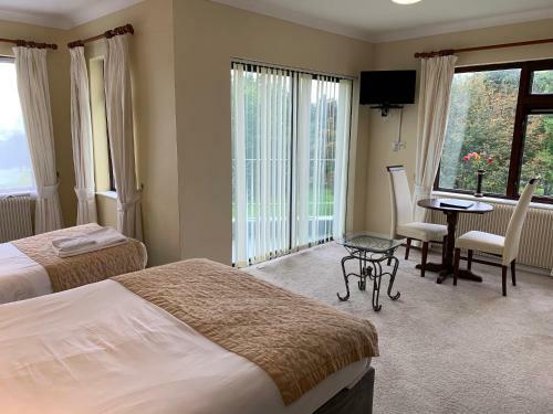 Hotel Fernhill Lodge Carrigaline