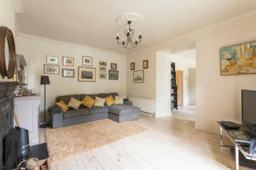 Letterfrack Villa Sleeps 10 With Wifi