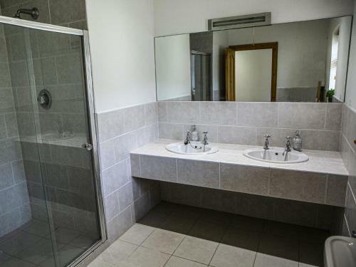 Lough Derg Holiday Lodge