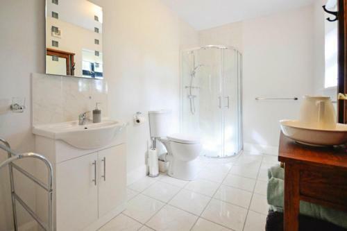 Holiday Home Oughterard - Eir02104f-f
