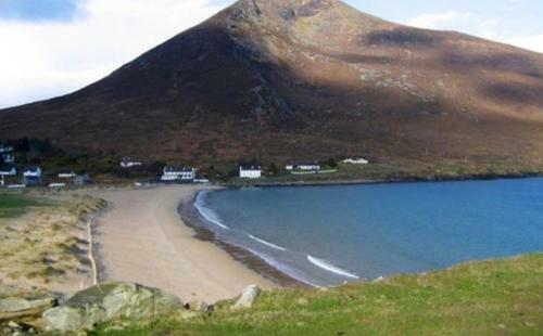 Remarkable 3-bed House In Westport