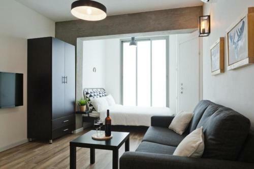 Sun Bay Studio Apartments