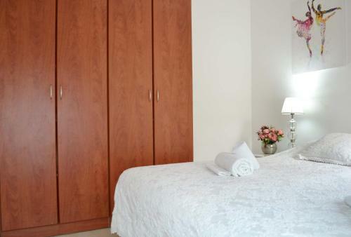 Beautiful Modern 3 Bdr Apartment #e3