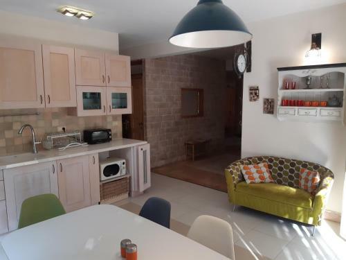 ???? ??? ?????- A Journey Apartment In The Galilee