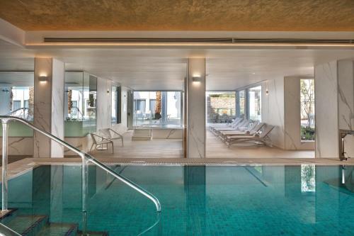 Milos Hotel Dead Sea