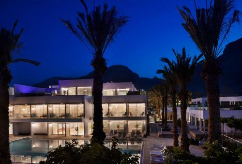 Milos Hotel Dead Sea