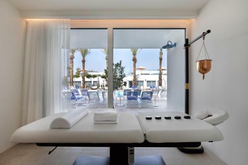 Milos Hotel Dead Sea