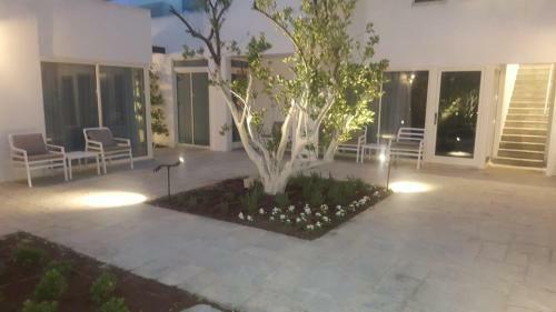 Milos Hotel Dead Sea