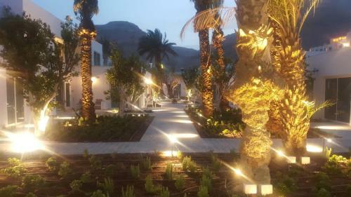 Milos Hotel Dead Sea