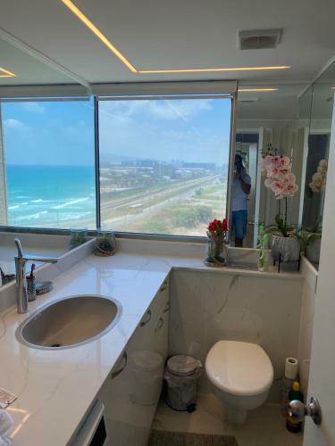 Luxury Haifa Hotel Suite With Ocean View