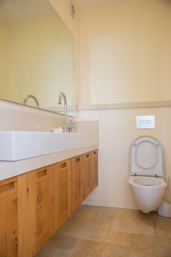 Apartamento Amazing 3br Spacious With Balcony 8th Floor