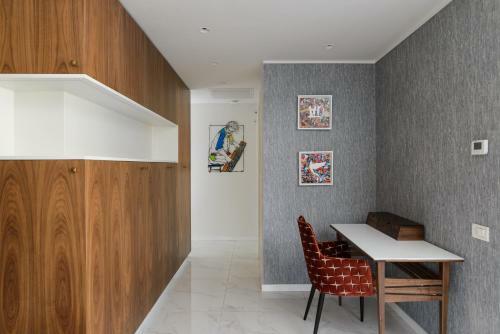 Luxury & Design Apartment - Steps To The Beach