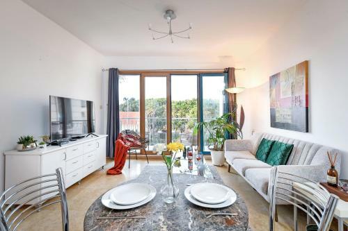 Apartamento Deluxe 2-bedroom Jaffa Dreams With Pool & Parking