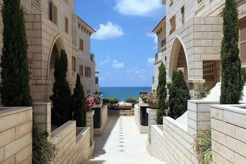Apartamento Deluxe 2-bedroom Jaffa Dreams With Pool & Parking