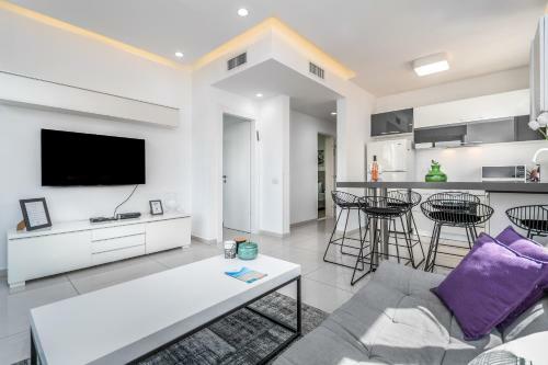 Apartamento Ben Yehuda Cosy 2bdr & Parking Close The Beach
