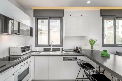 Apartamento Ben Yehuda Cosy 2bdr & Parking Close The Beach