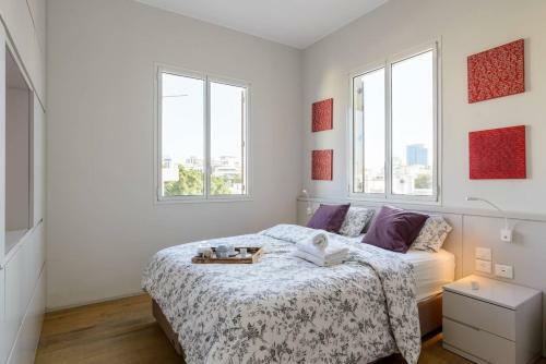 Italian Design Apartment In Rotchild /habima