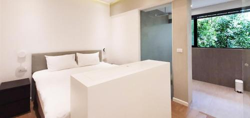 Design 2 Bdr Apartment Hilton Beach #tl55