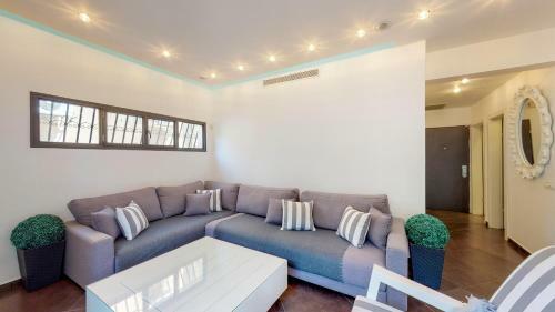 Apartamento Clear 3br In Dizzengoff 140 By Holyguest