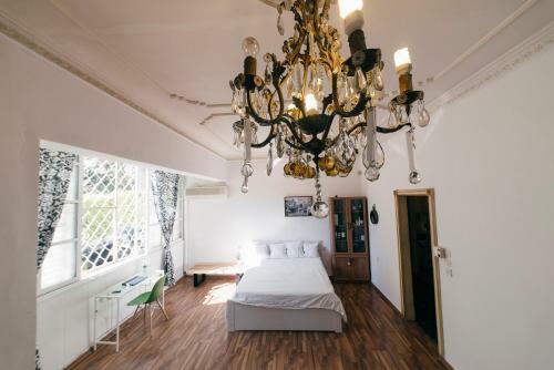 Two Bedroom Apartment In Frishman