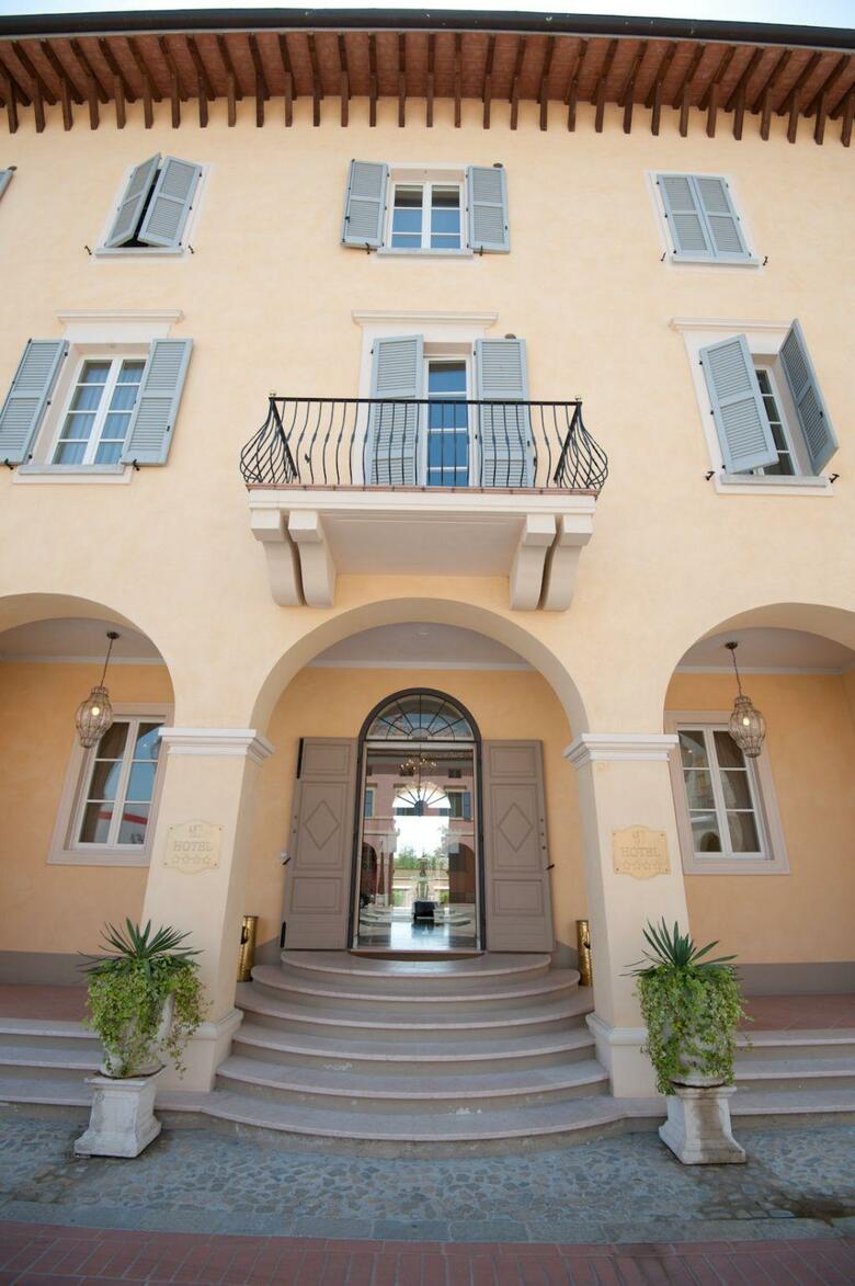 Matilde Di Canossa Golf Spa & Hotel Resort