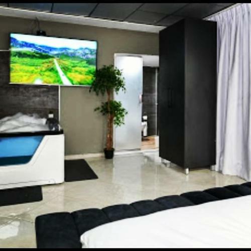 Bed & Breakfast Sky City